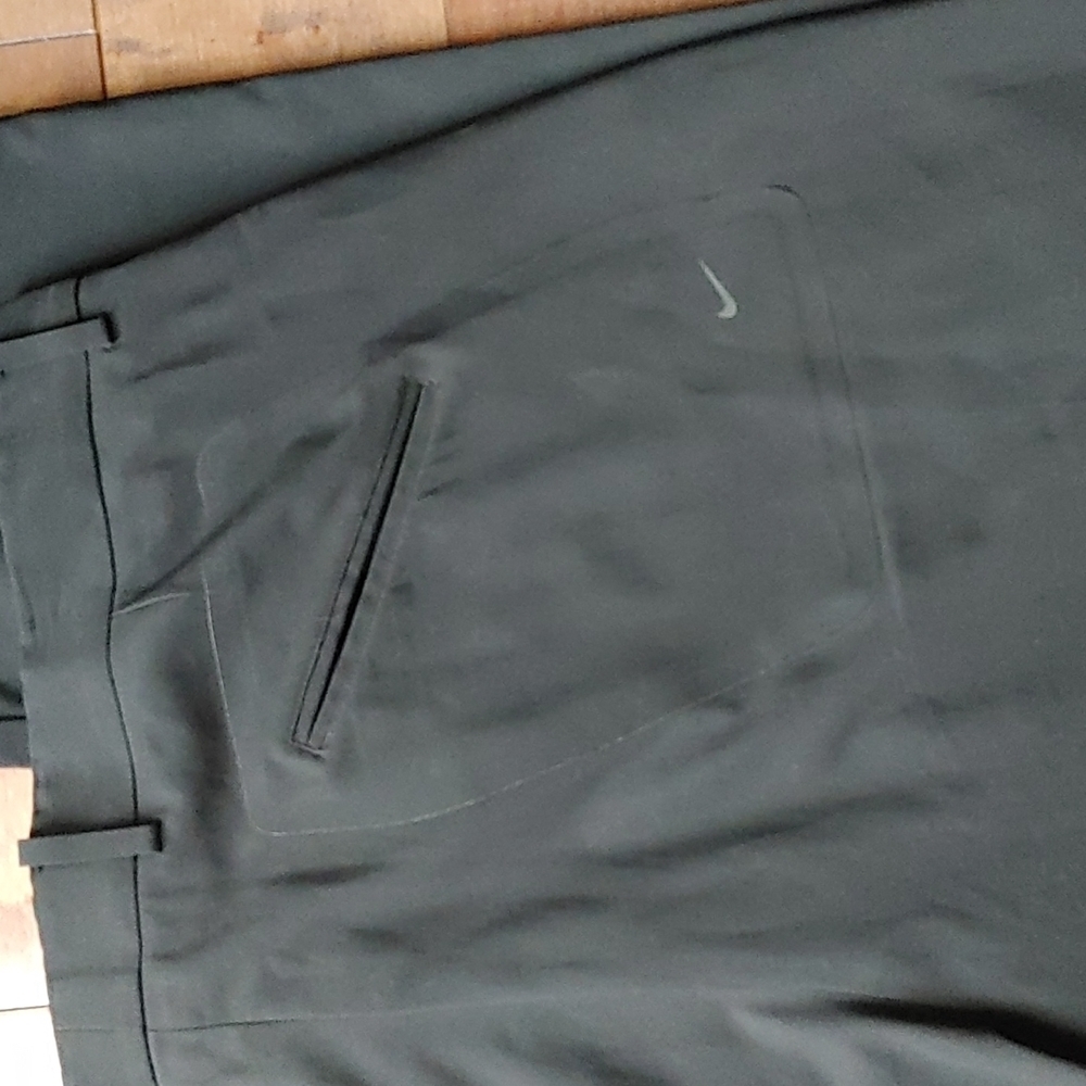 Tiger Woods Nike fit Dry Men's black pants size 38X32